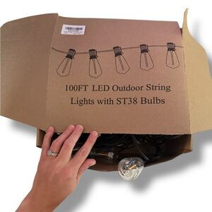**BRAND NEW** 100ft LED Party String Lights with ST28 Bulbs